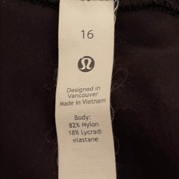 NWOT Lululemon Athletica Wunder Under High Rise Black Leggings - Picture 2 of 6